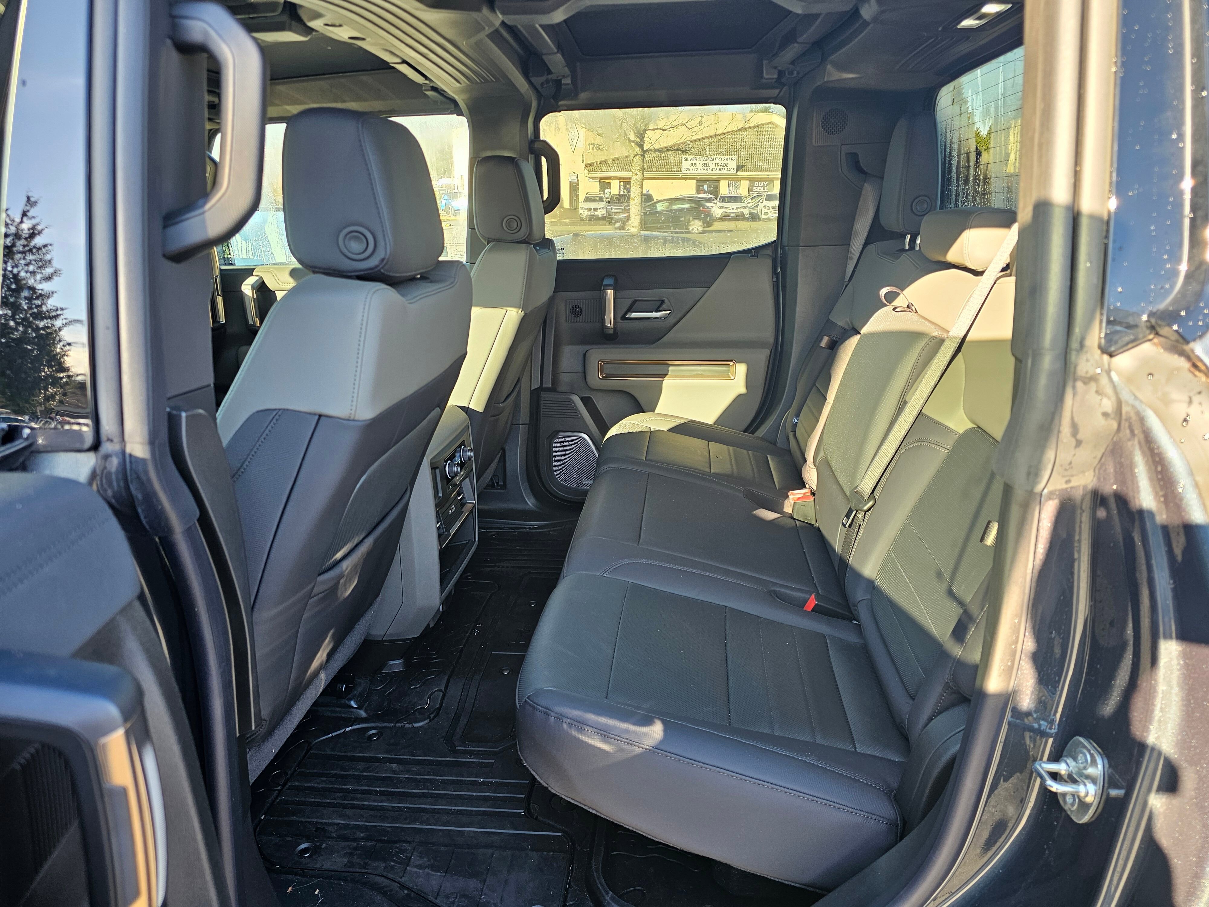New 2025 GMC Hummer EV 2X image 15