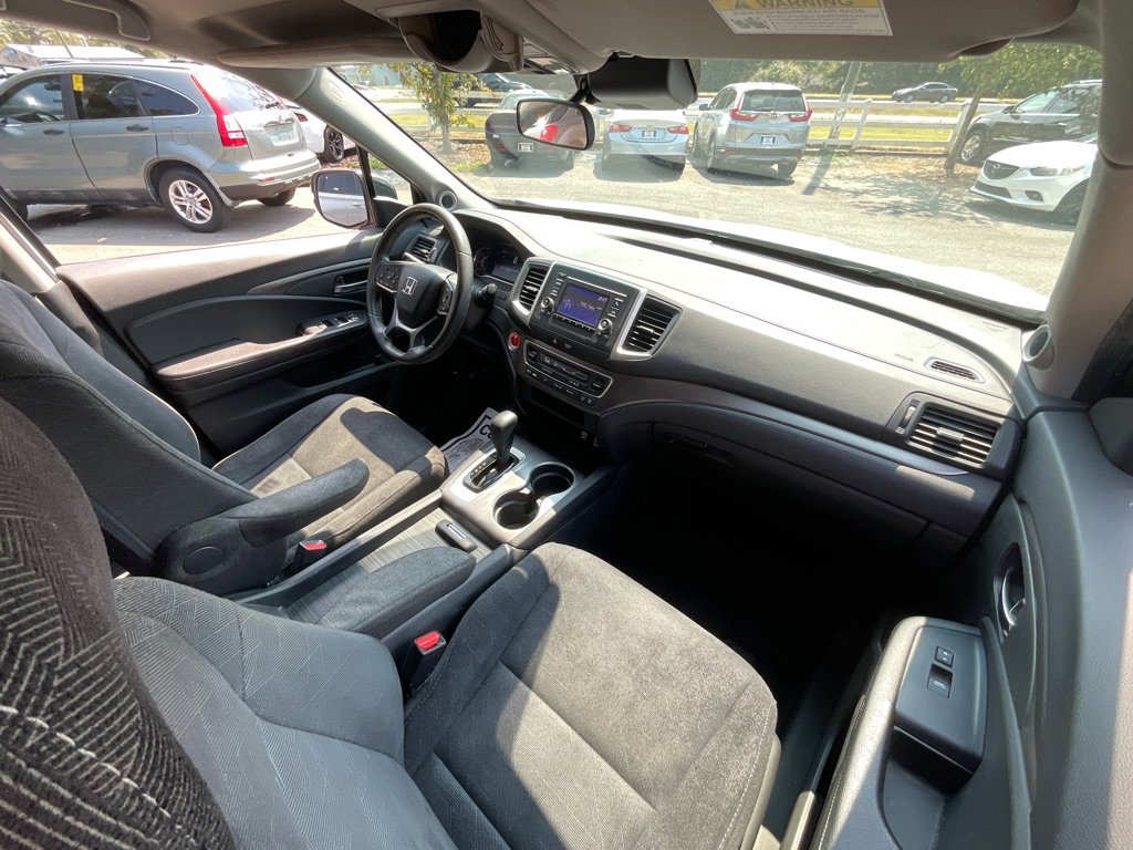 Used 2019 Honda Pilot LX image 16