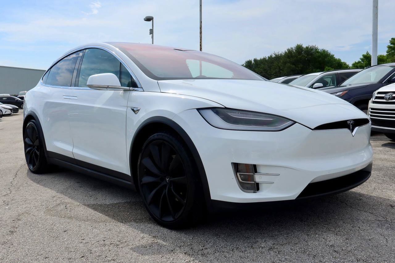 Used 2018 Tesla Model X 100D AWD/4WD image 1