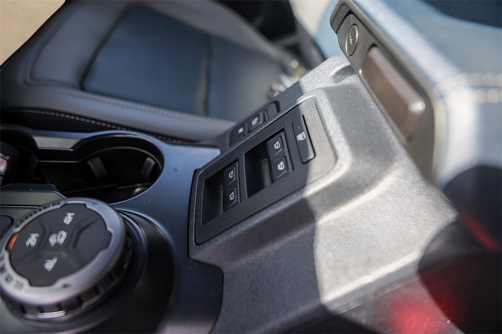 Used 2024 Ford Bronco Outer Banks image 23
