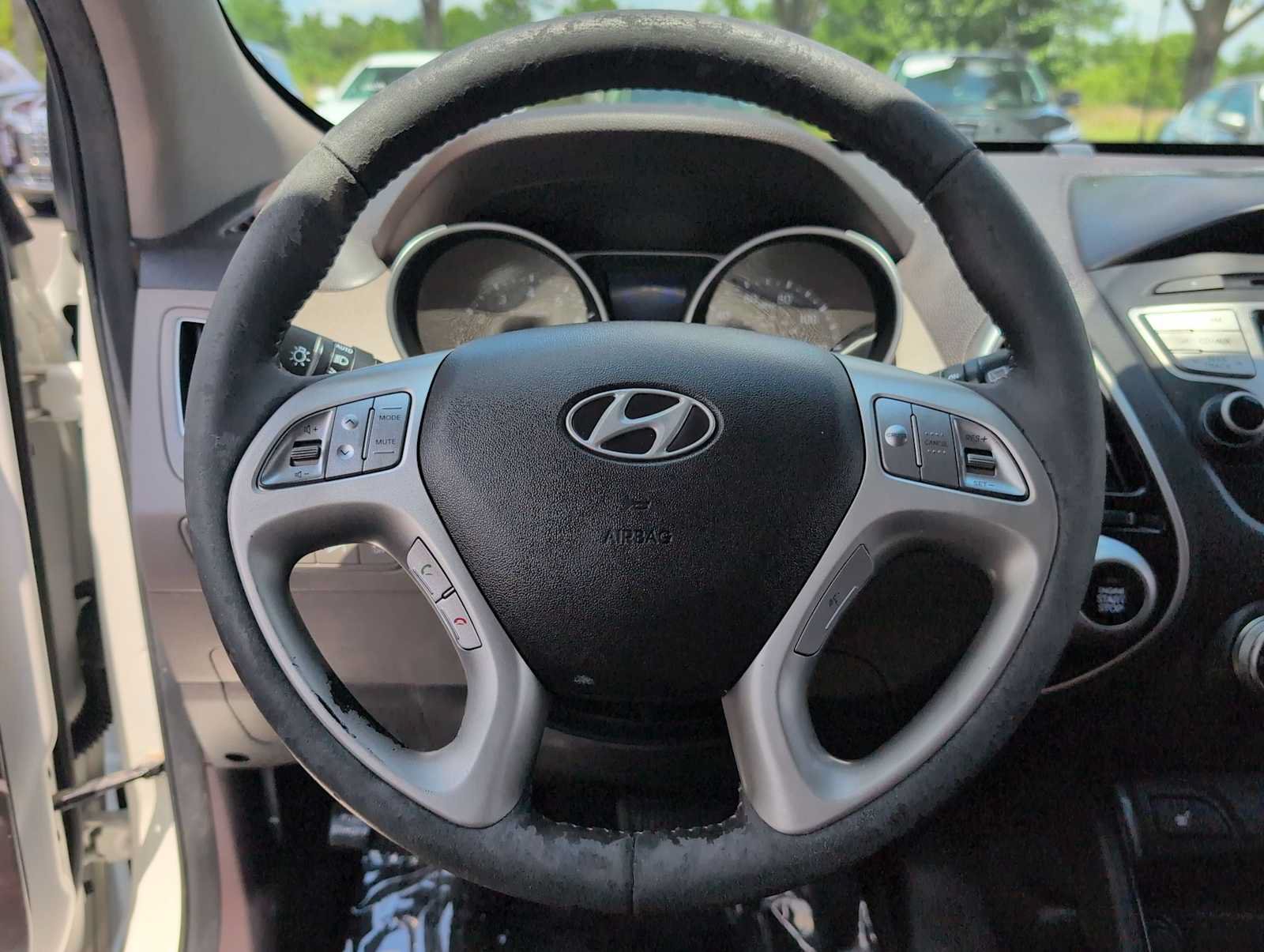 Used 2013 Hyundai Tucson Limited FWD image 21
