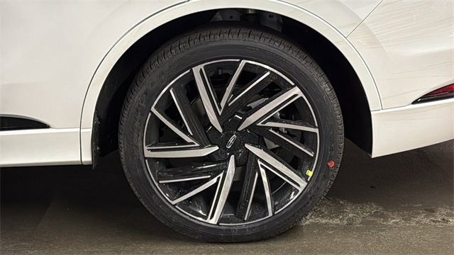 New 2026 Lincoln Aviator Black Label w/ Black Label Special Edition image 4