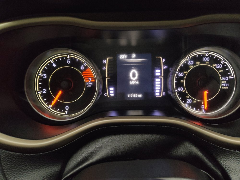 Used 2016 Jeep Cherokee Latitude w/ Cold Weather Group image 23