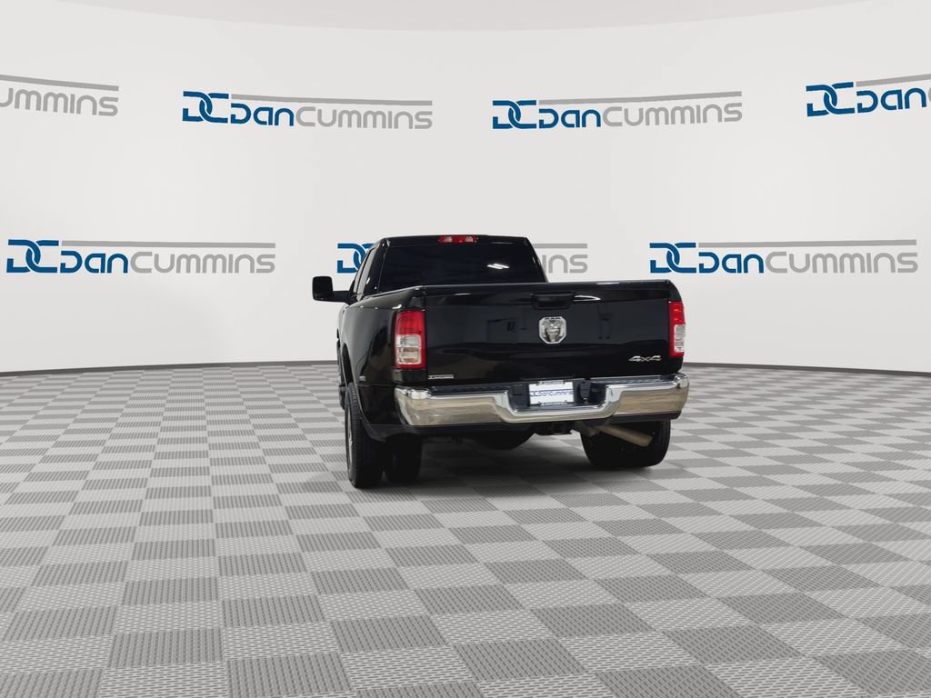Used 2024 RAM 3500 Tradesman w/ Chrome Appearance Group AWD/4WD image 8