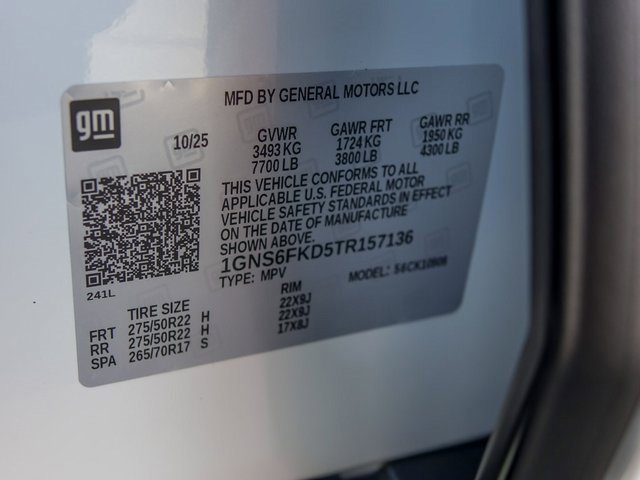 New 2026 Chevrolet Suburban Premier image 34