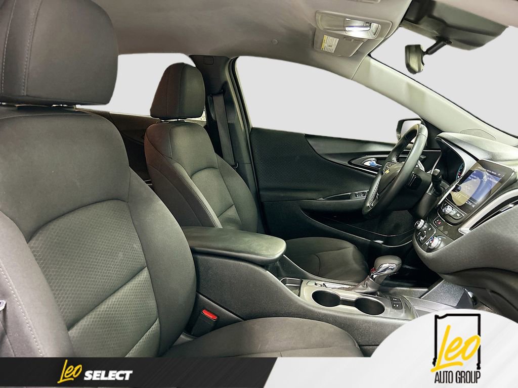 Certified 2024 Chevrolet Malibu RS w/ LPO, Floor Liner Package image 25
