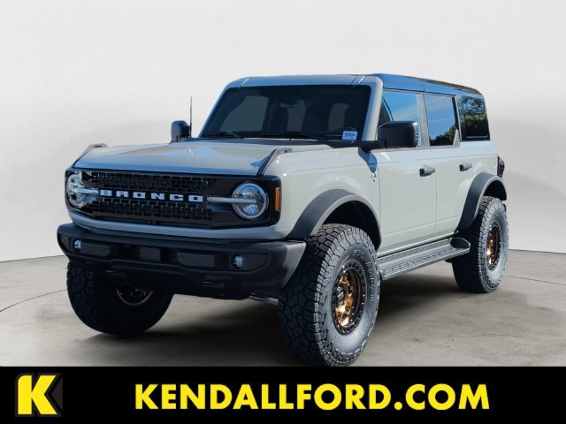 New 2026 Ford Bronco Outer Banks w/ Sasquatch Package