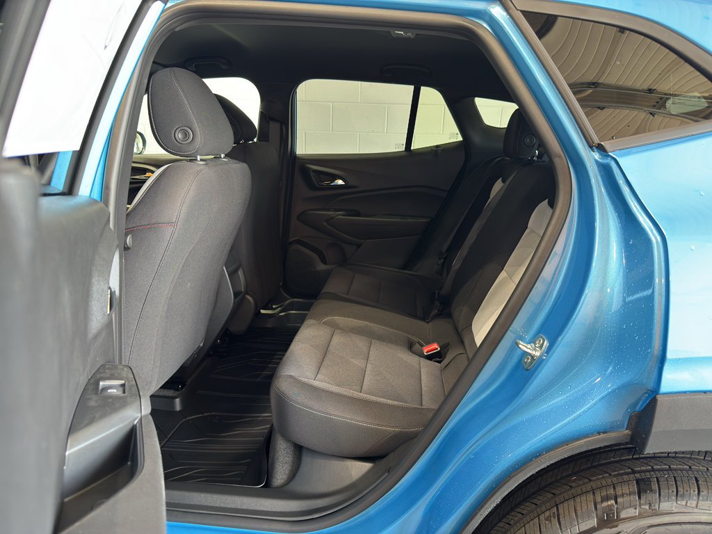 New 2026 Chevrolet Trax RS FWD image 10
