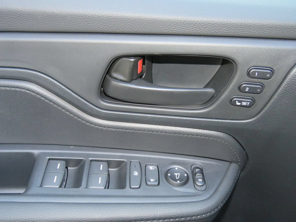 New 2026 Honda Odyssey EX-L image 30