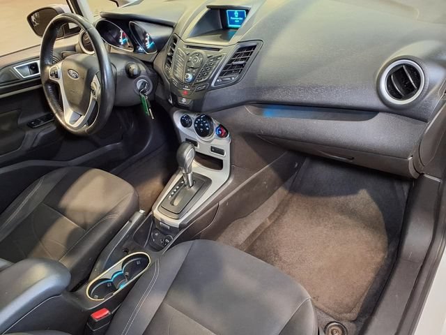 Used 2015 Ford Fiesta SE FWD image 27