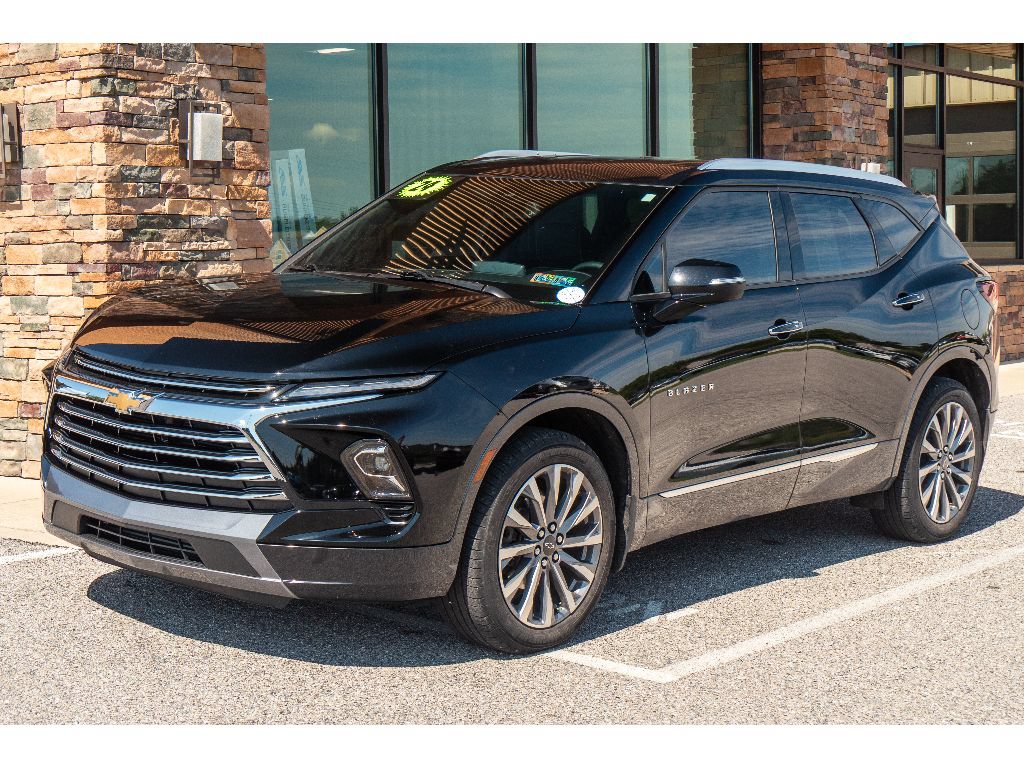 Used 2024 Chevrolet Blazer Premier w/ Enhanced Convenience Package FWD image 7