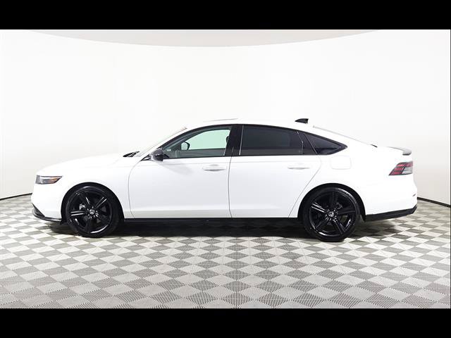 Used 2025 Honda Accord Sport image 3