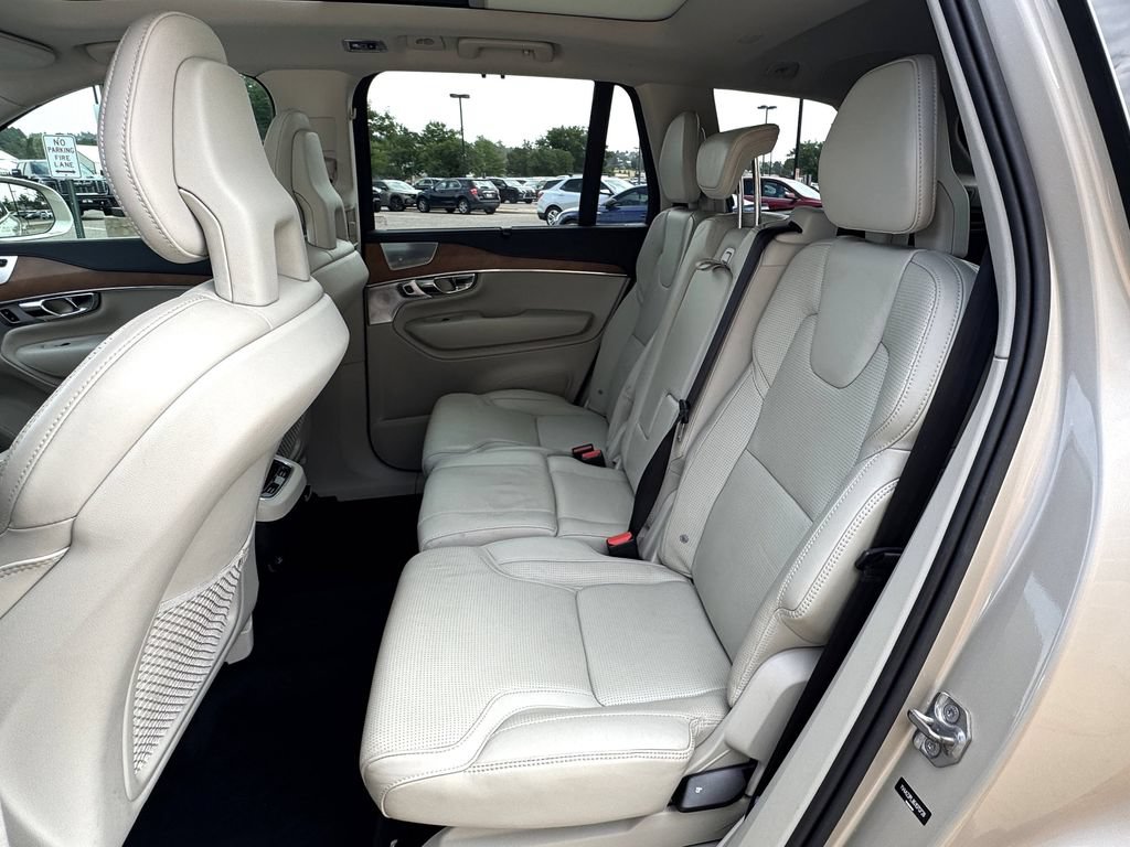Used 2016 Volvo XC90 T6 Inscription w/ Vision Package AWD/4WD image 35