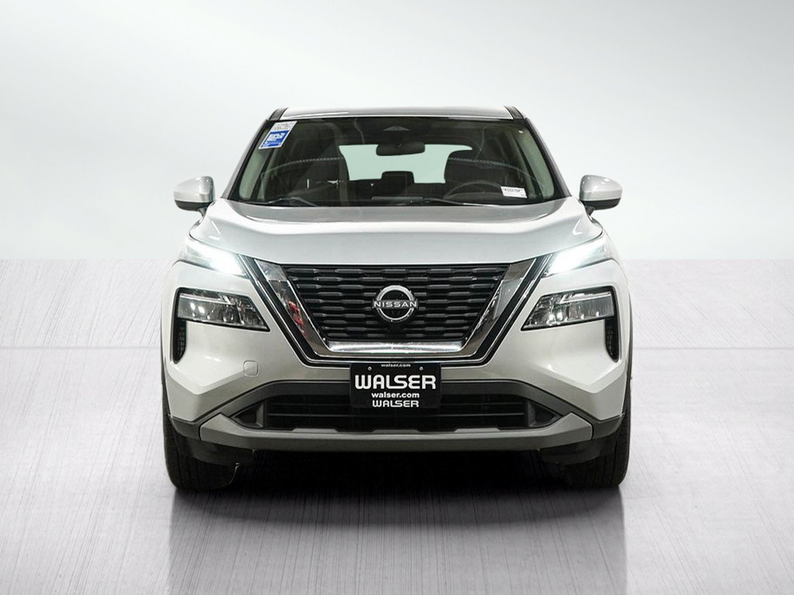 Used 2023 Nissan Rogue SV AWD/4WD image 8