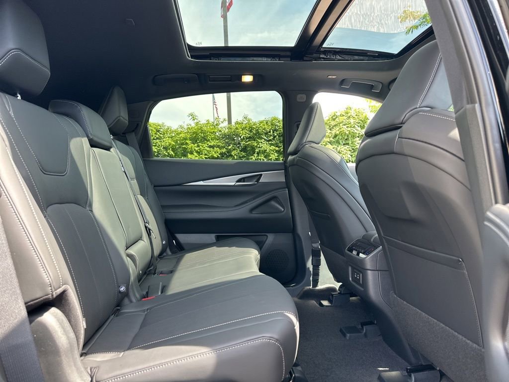 New 2027 INFINITI QX65 Luxe w/ Cargo Package AWD/4WD image 21