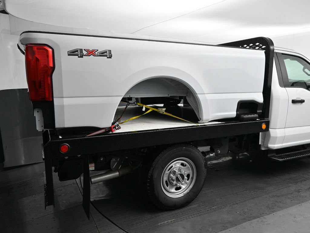 Used 2023 Ford F250 XL w/ XL Chrome Package RWD image 2