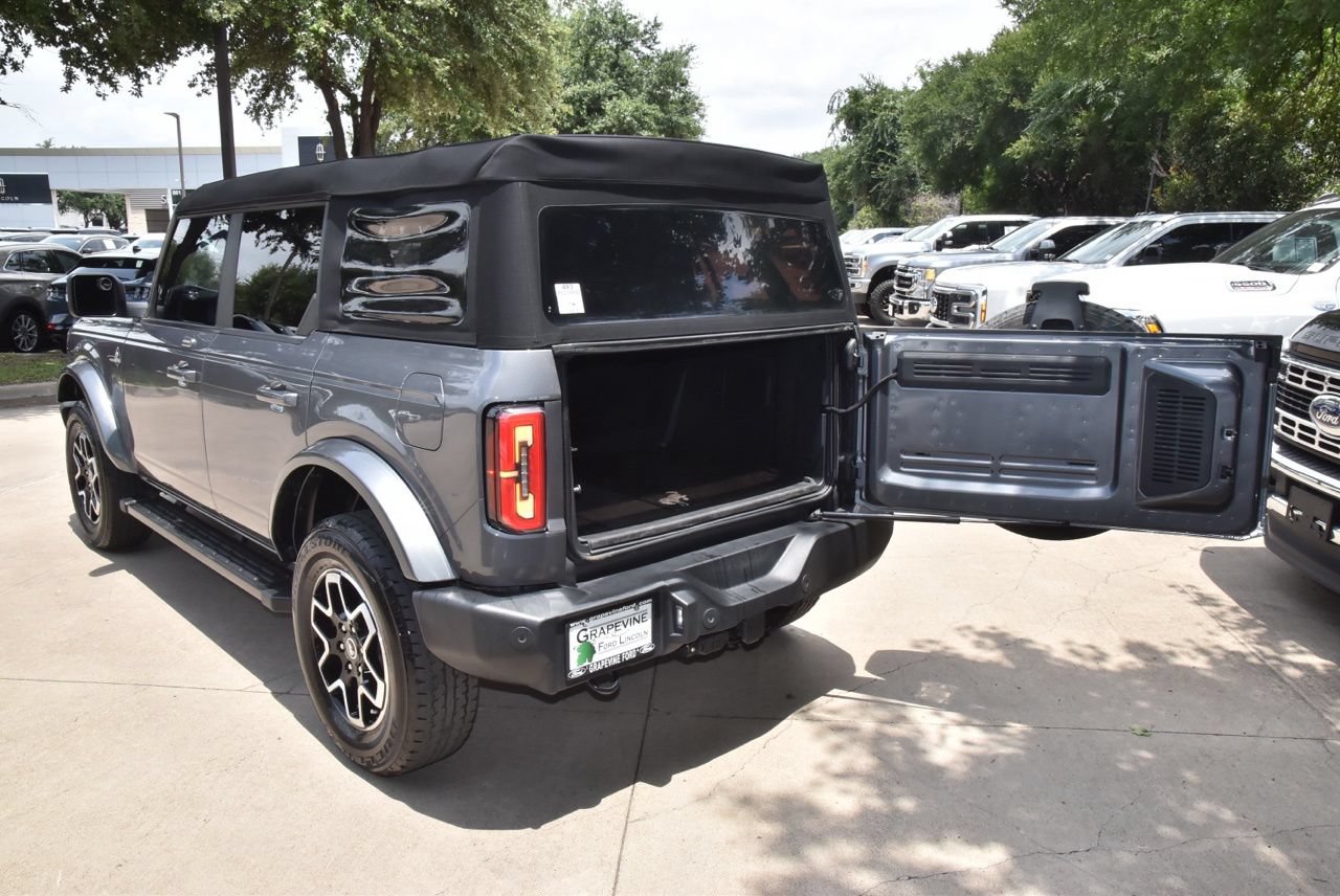 Used 2023 Ford Bronco Outer Banks AWD/4WD image 42