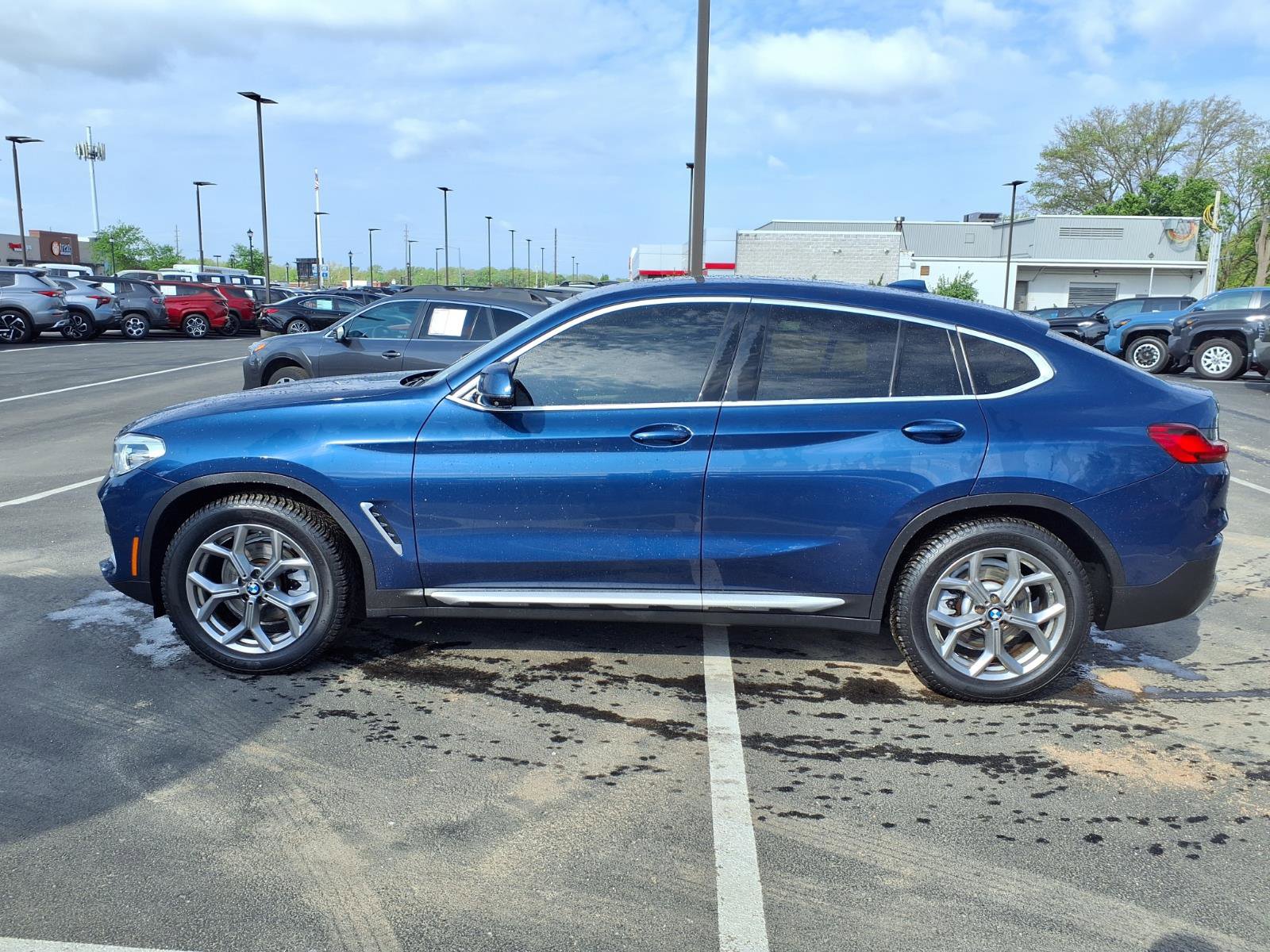Used 2021 BMW X4 xDrive30i w/ Premium Package image 32