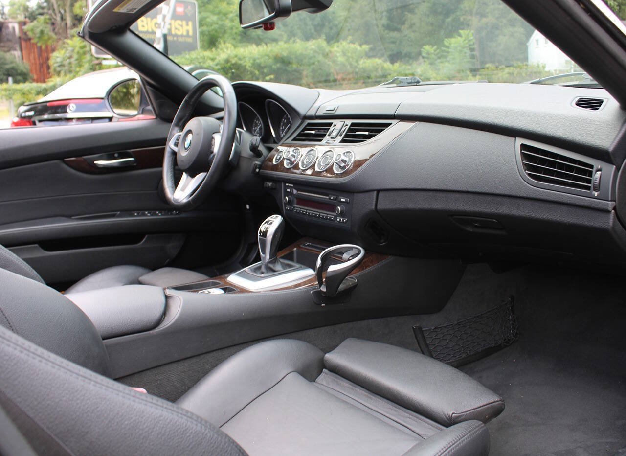 Used 2011 BMW Z4 sDrive35i RWD image 27
