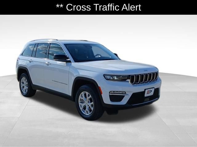 Used 2023 Jeep Grand Cherokee Limited AWD/4WD image 8