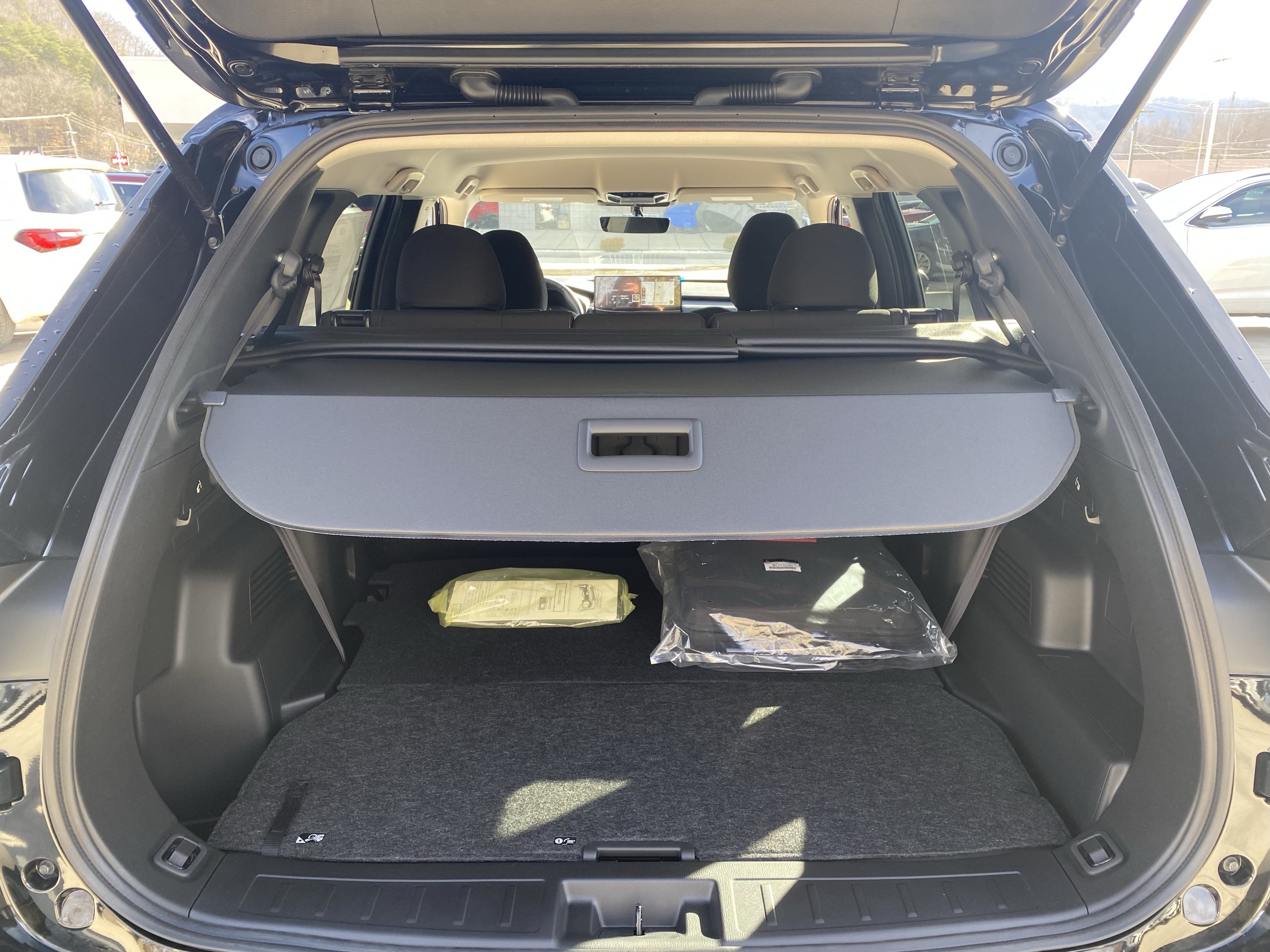 New 2026 Mitsubishi Outlander ES FWD image 22