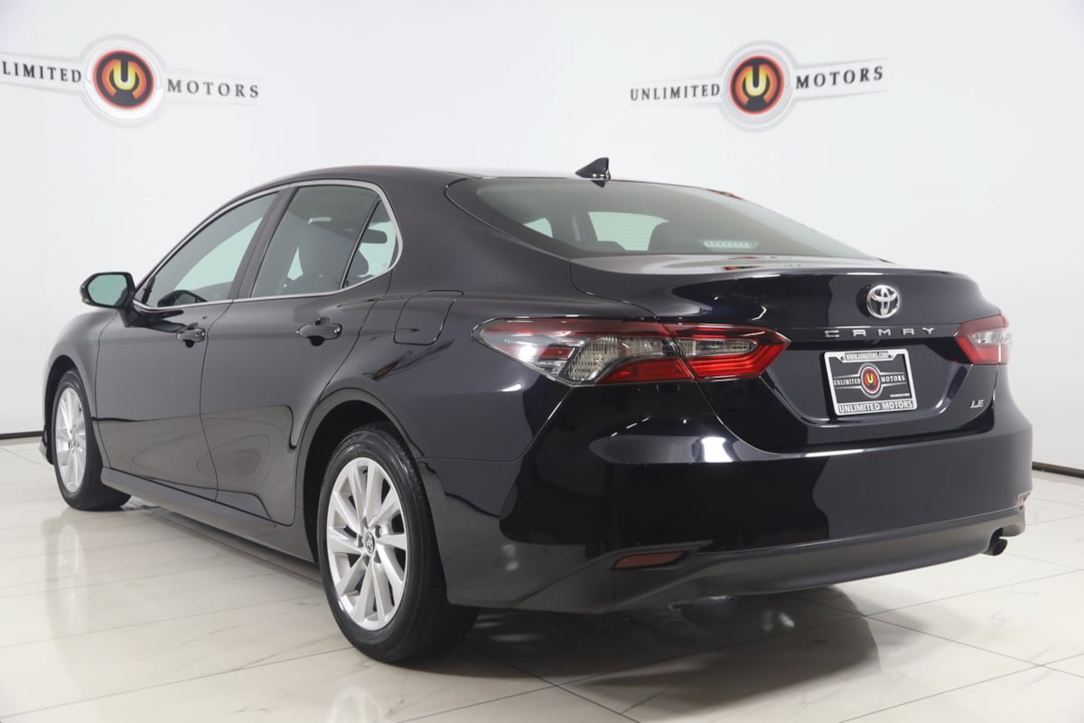 Used 2023 Toyota Camry LE FWD image 4
