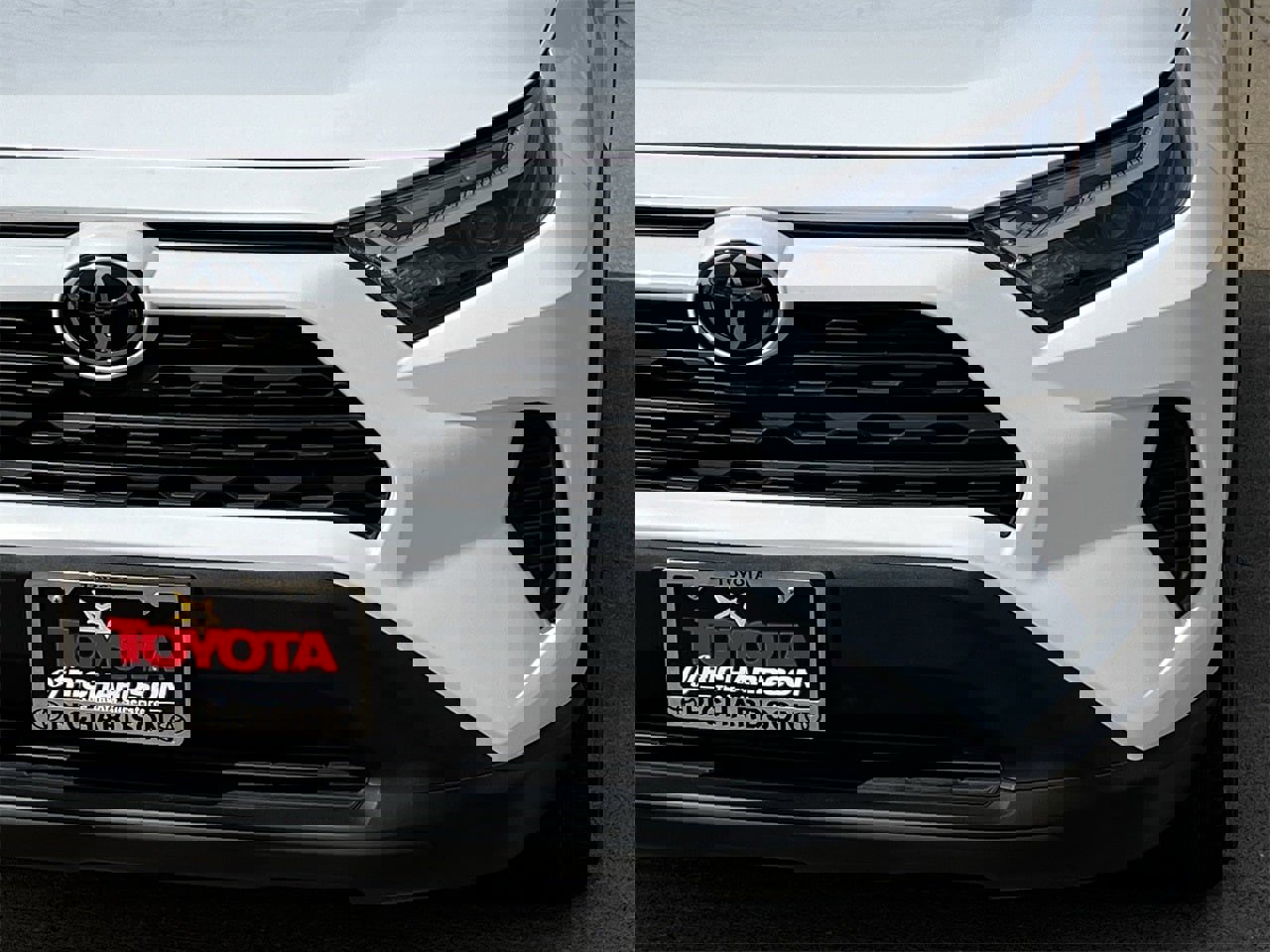 Used 2024 Toyota RAV4 LE image 8