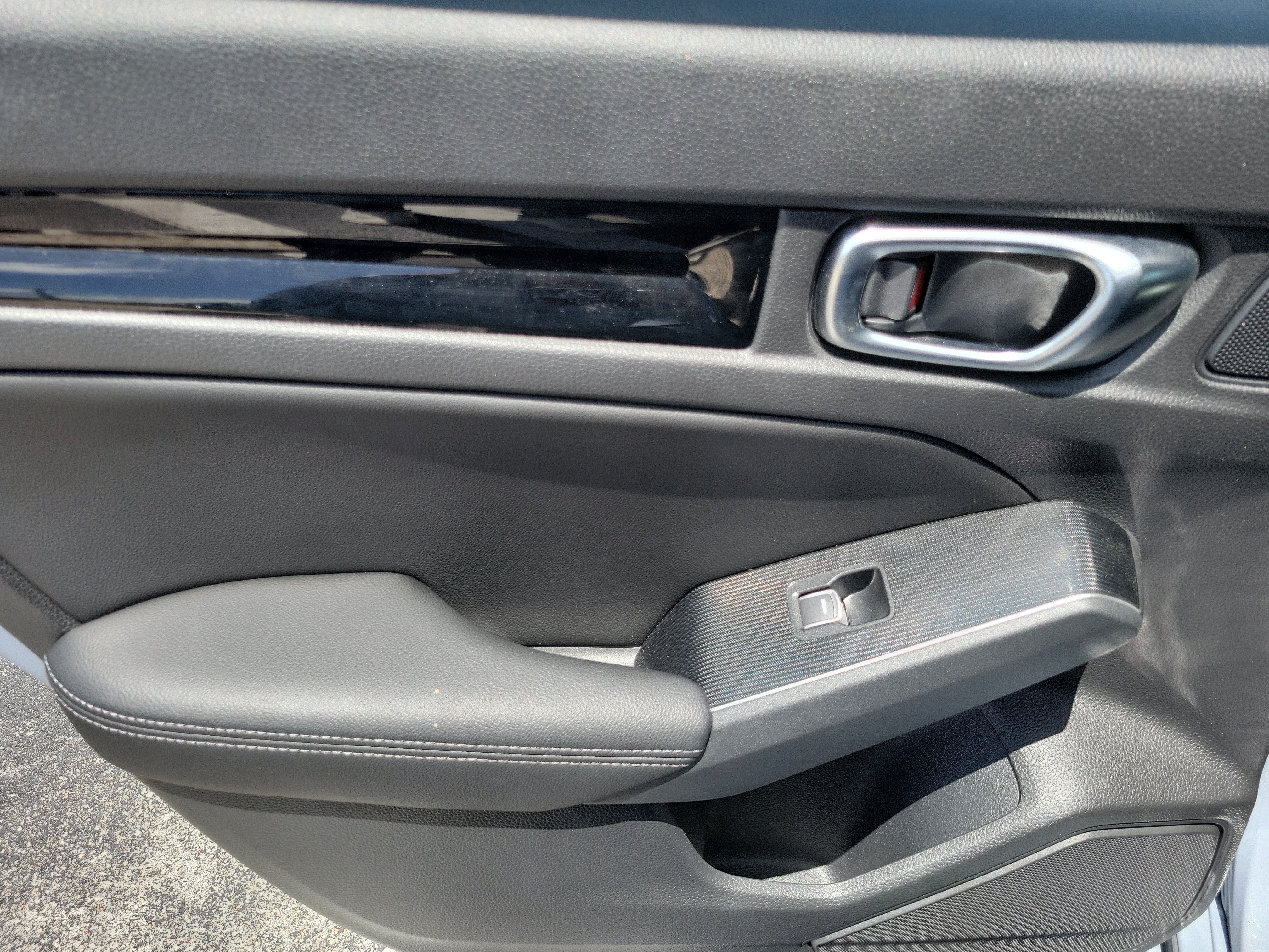 Certified 2024 Honda Civic Sport Touring image 18