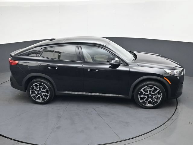 Used 2025 BMW X2 xDrive28i w/ Technology Package AWD/4WD image 22