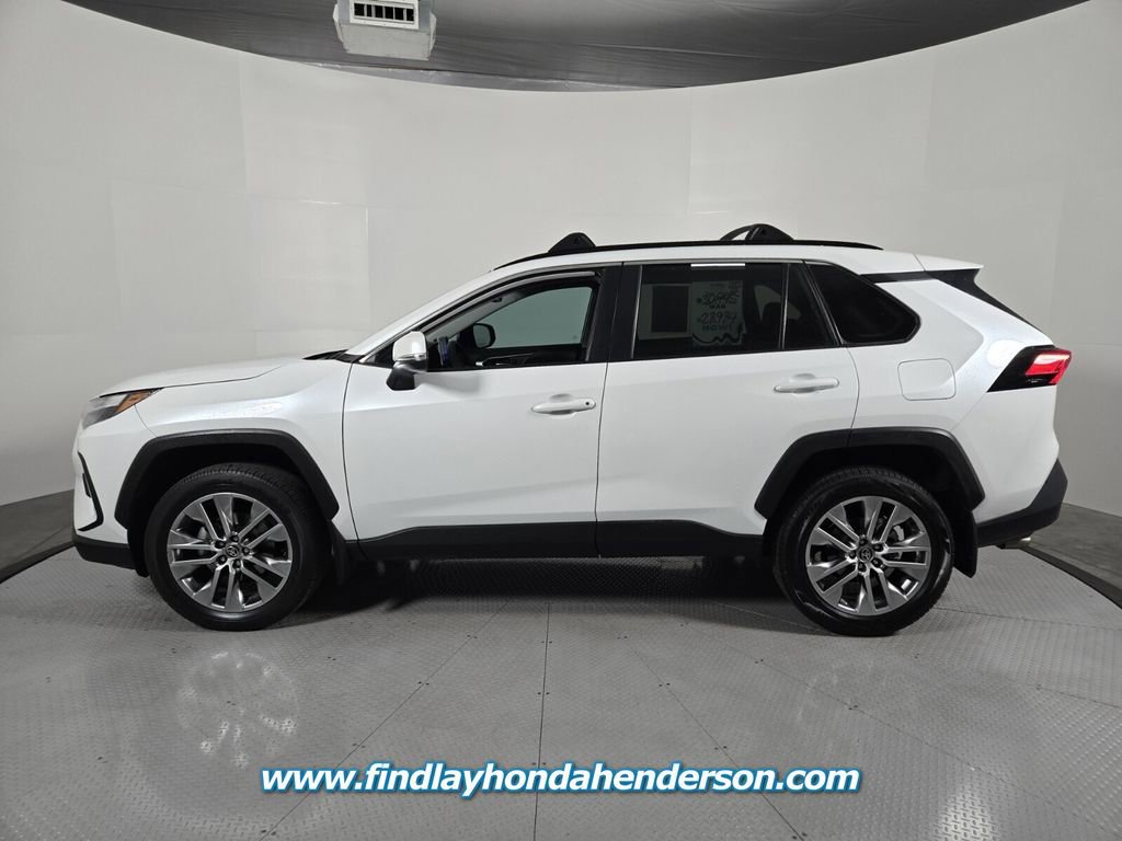 Used 2023 Toyota RAV4 XLE Premium image 3