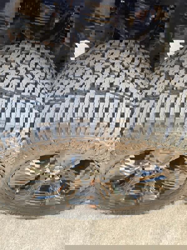 Used 2019 RAM 1500 Laramie w/ Sport Appearance Package image 12