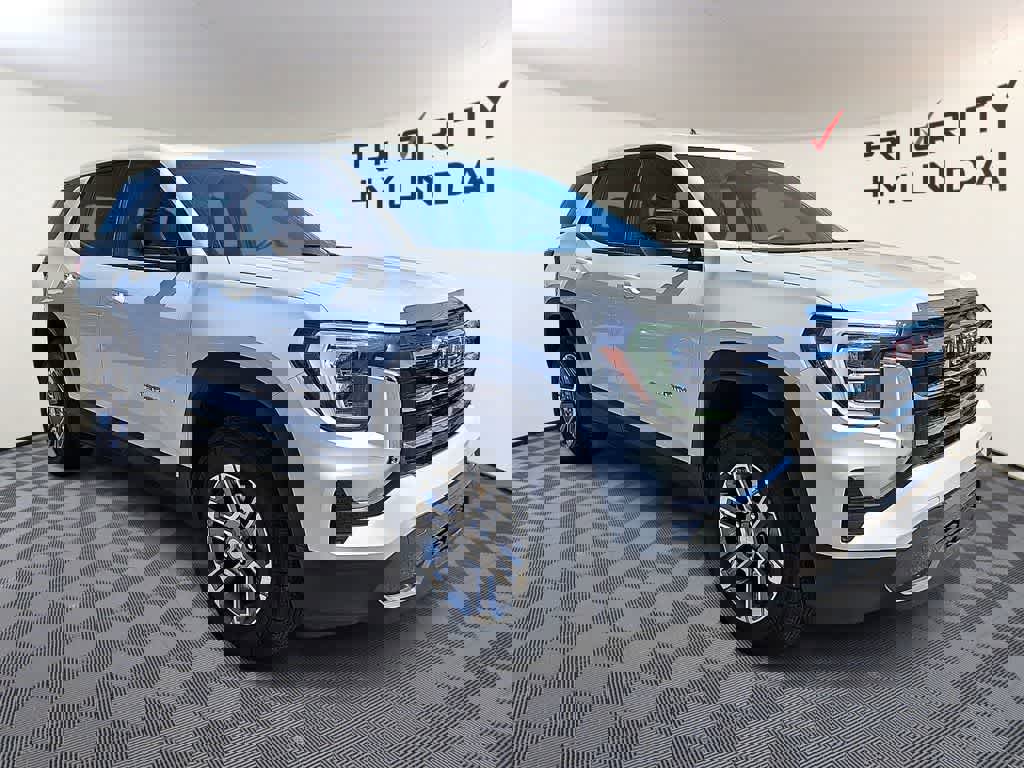 Used 2026 GMC Terrain Elevation image 3
