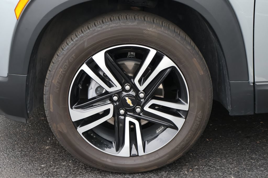 Used 2024 Chevrolet TrailBlazer LT w/ Convenience Package AWD/4WD image 14