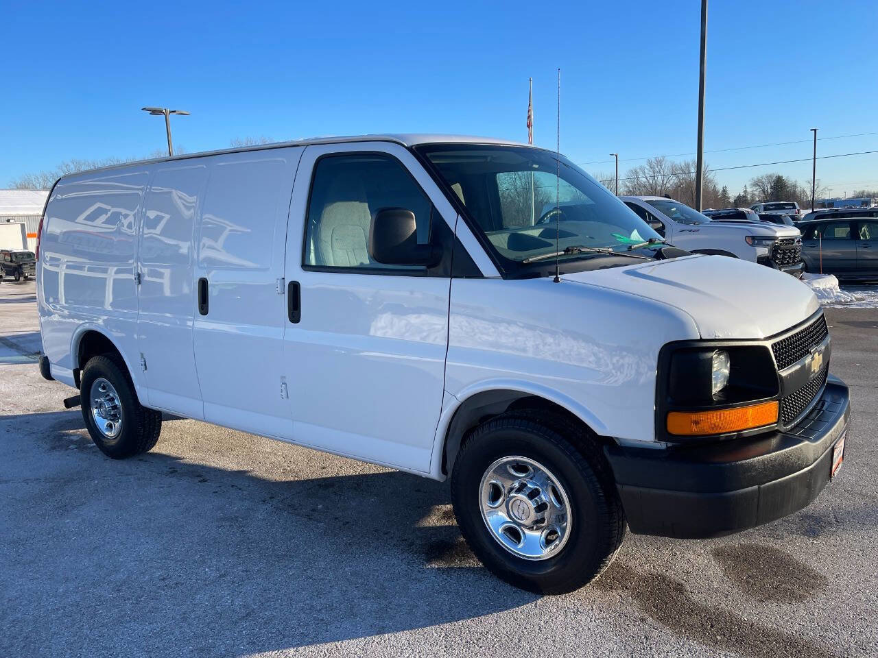 Used 2014 Chevrolet Express 2500 image 7