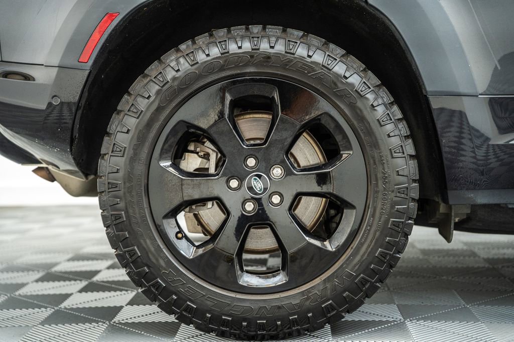 Used 2022 Land Rover Defender 110 X-Dynamic HSE AWD/4WD image 21