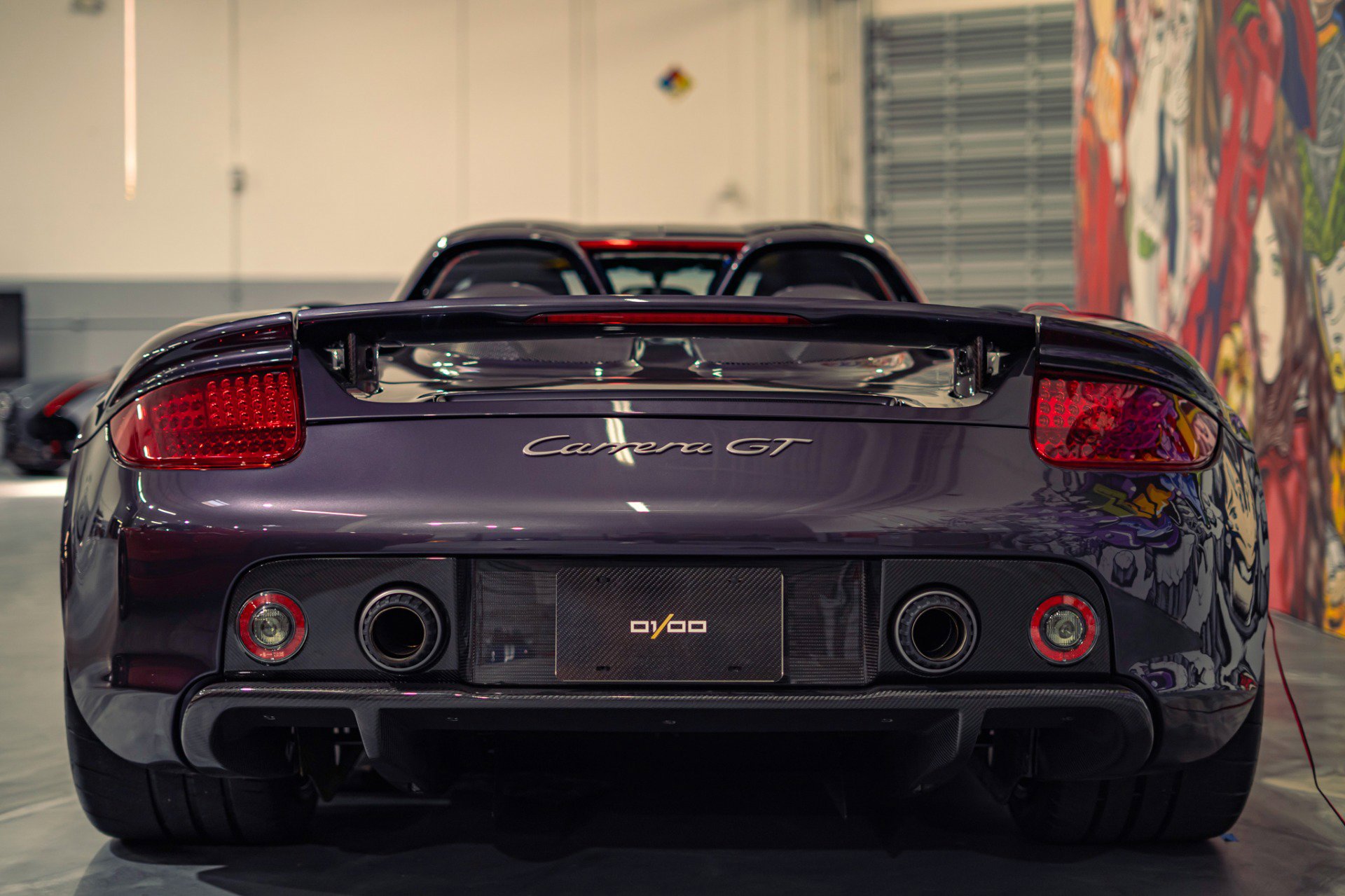 Used 2005 Porsche Carrera GT RWD image 7