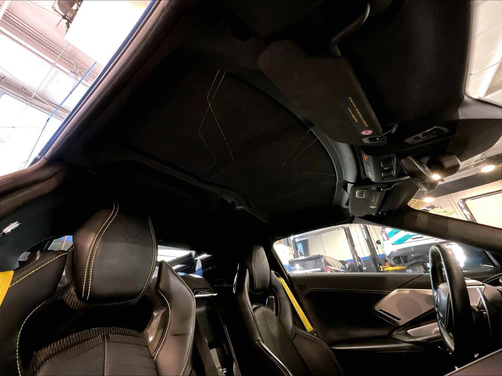 Used 2022 Chevrolet Corvette Stingray Premium Cpe w/ Z51 Performance Package image 22