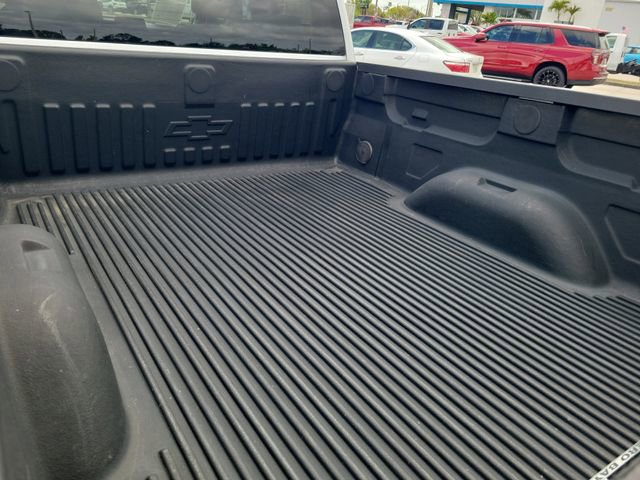 Used 2019 Chevrolet Silverado 1500 Custom w/ Custom Convenience Package image 6