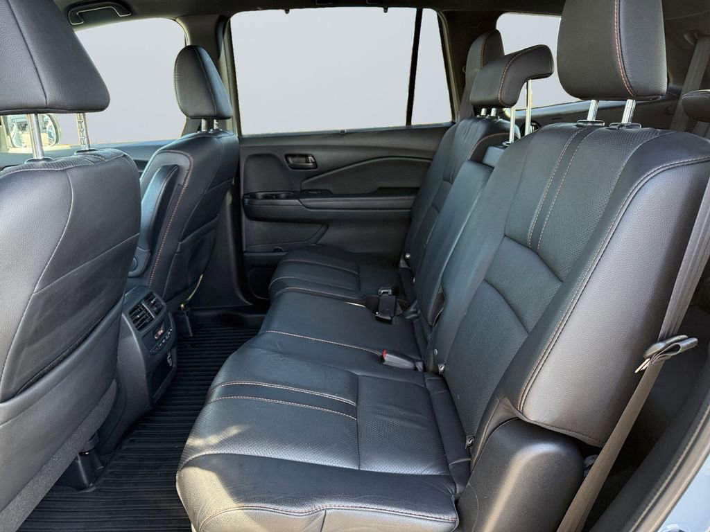 Used 2022 Honda Pilot TrailSport image 13