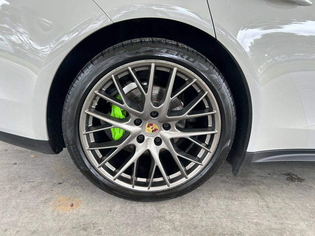 Used 2018 Porsche Panamera 4 AWD/4WD image 20