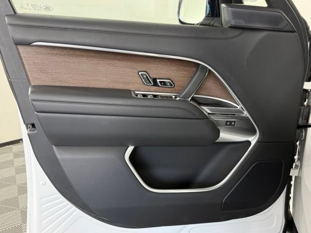 Used 2024 Land Rover Range Rover SE AWD/4WD image 28