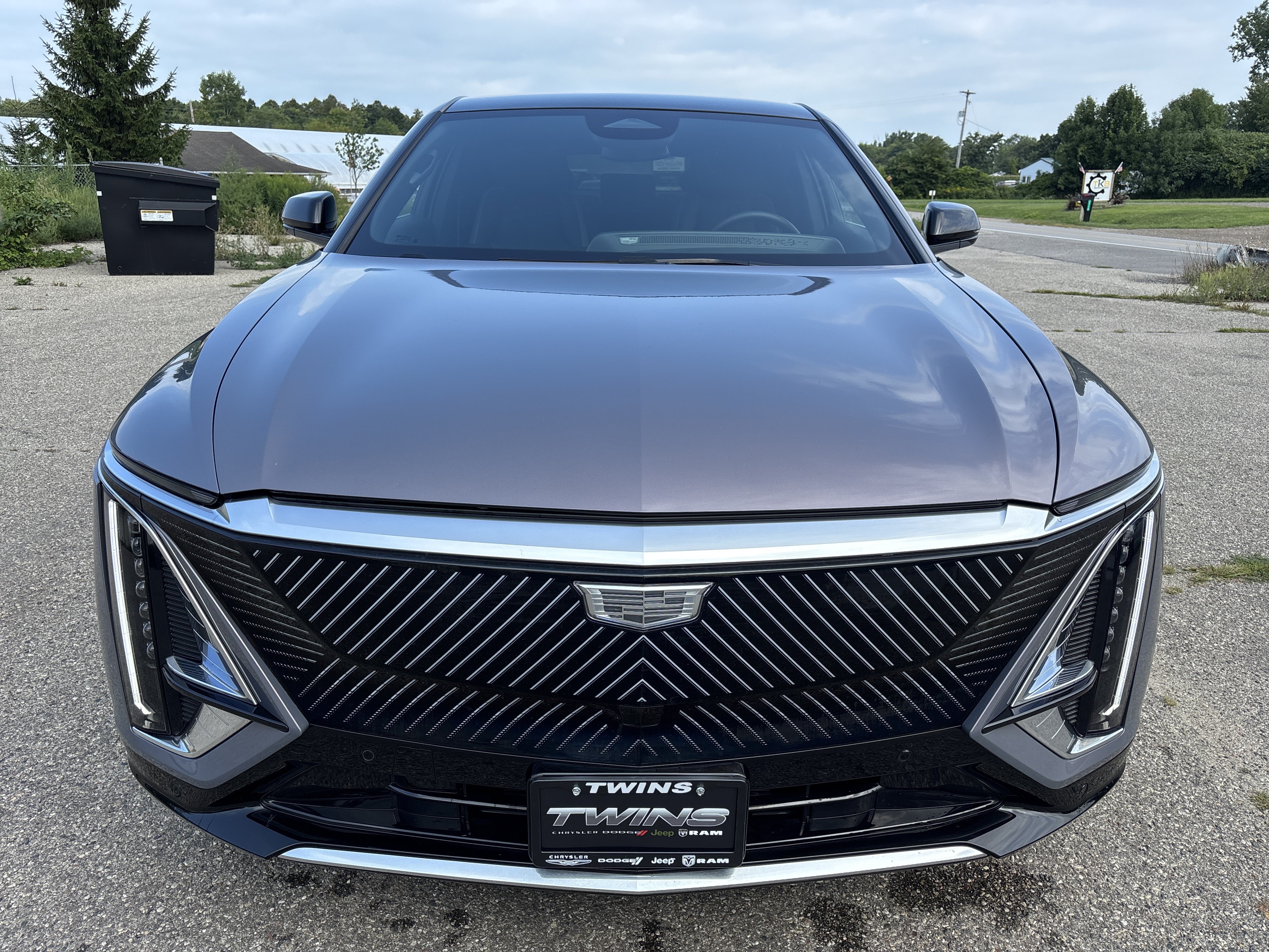 Used 2024 Cadillac Lyriq Tech AWD/4WD image 13