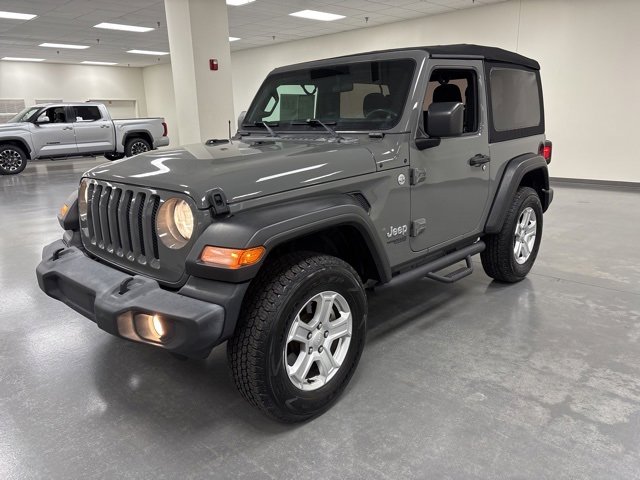 Used 2021 Jeep Wrangler Sport S image 3