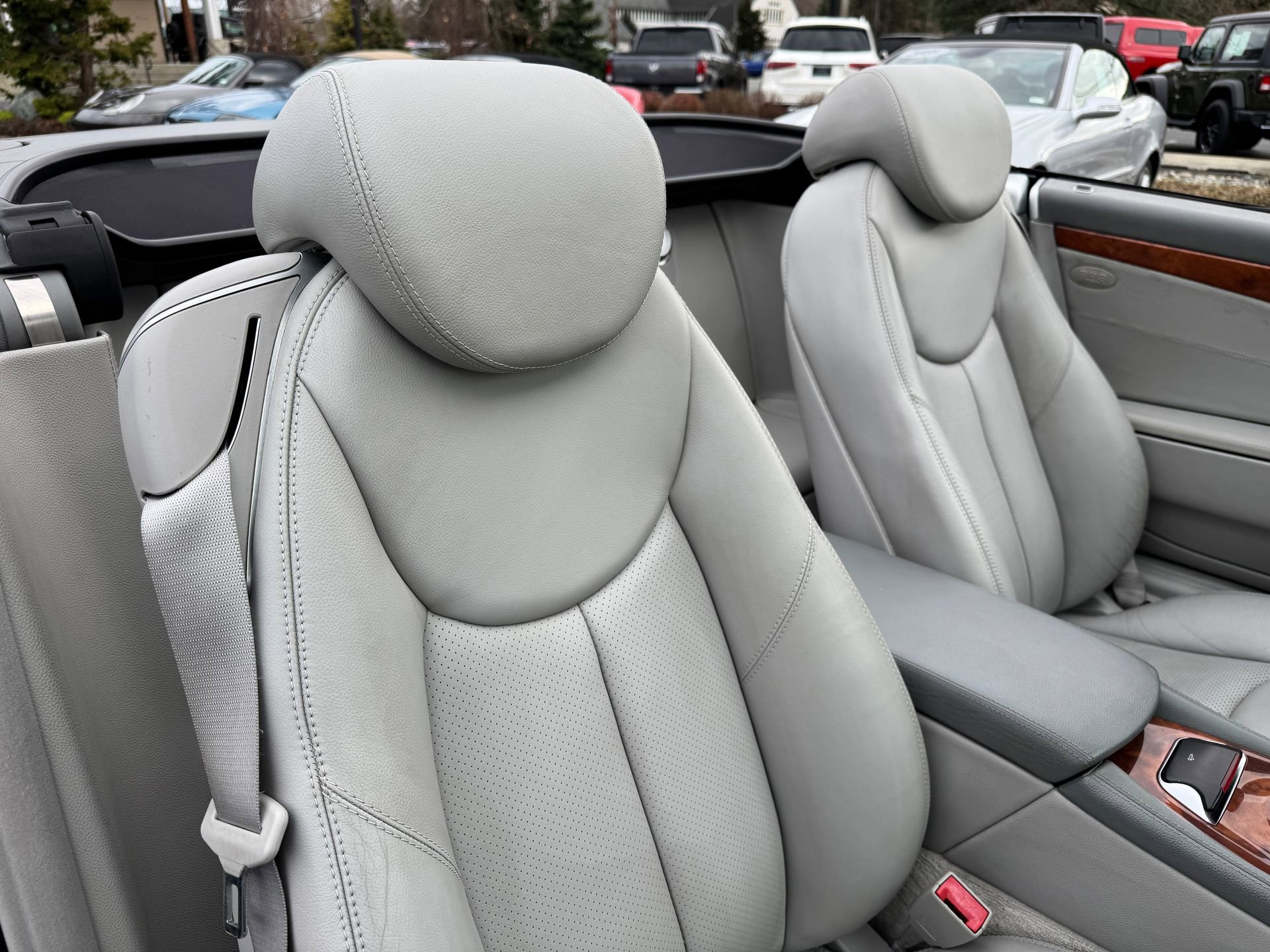 Used 2004 Mercedes-Benz SL 500 image 24