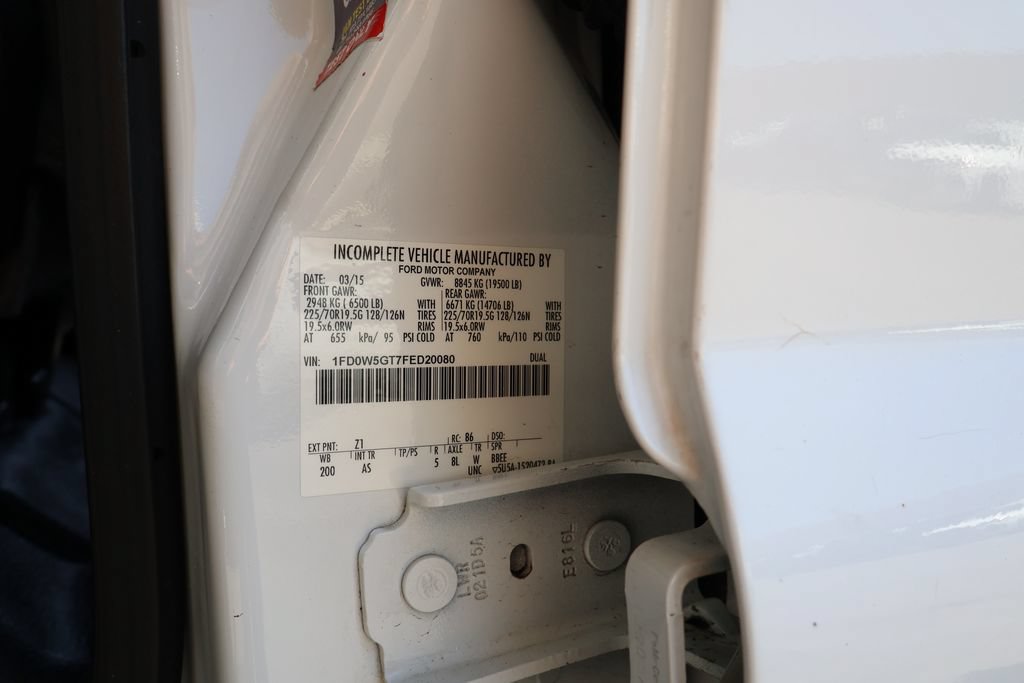 Used 2015 Ford F550 2WD Crew Cab Super Duty image 36