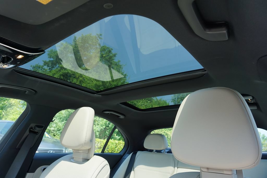 Used 2024 Mercedes-Benz C 300 Sedan image 13