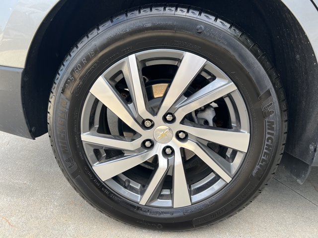 Used 2024 Chevrolet Equinox LT FWD image 18