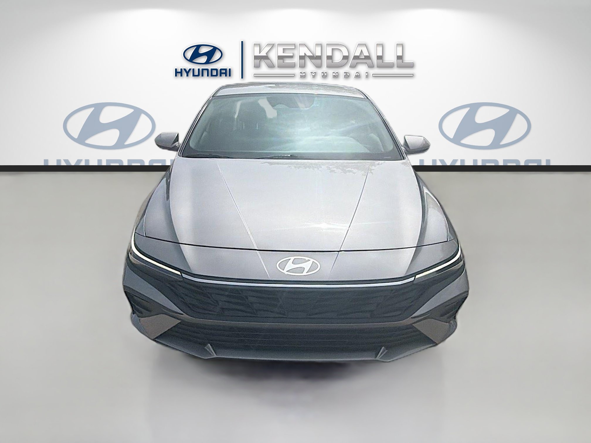 Used 2024 Hyundai Elantra SEL FWD image 2