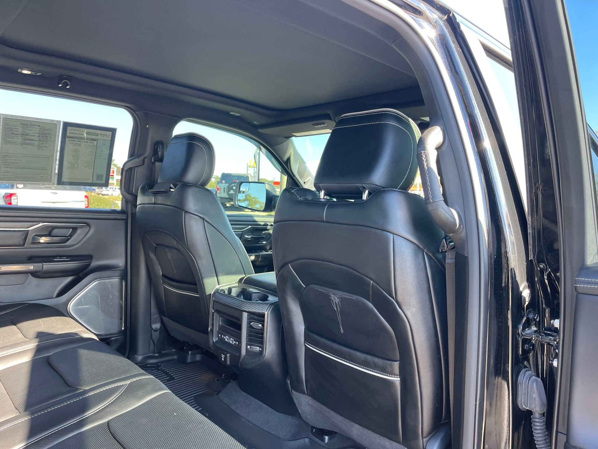 Used 2021 RAM 1500 Limited w/ Night Edition image 25