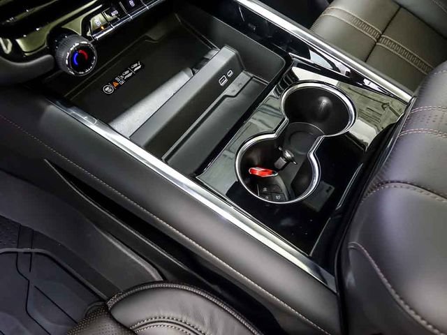 New 2026 Chevrolet Tahoe High Country AWD/4WD image 23